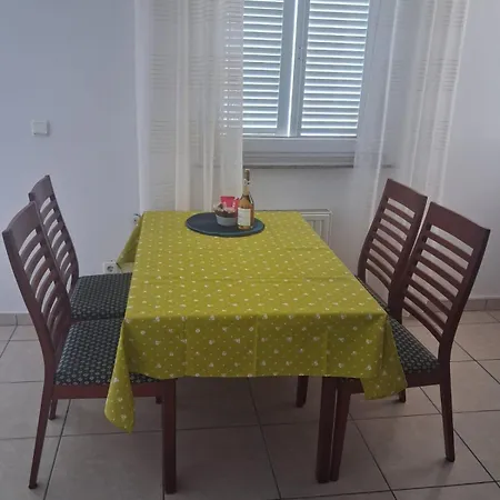 Apartment Mandic *