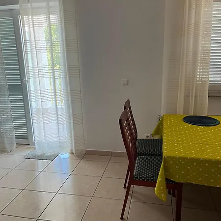 Mandic Apartment