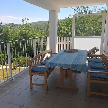 Apartment Mandic Njivice